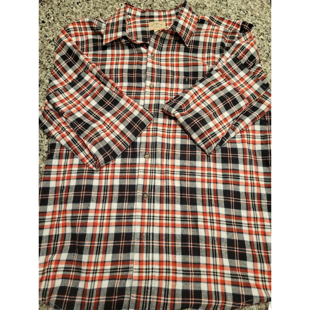 Blue Mountain Plaid Flannel Shirt Red Black‎ White Long Sleeve Button Up Size L